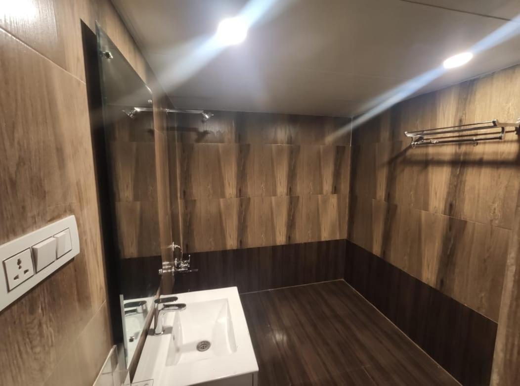 New Hotel Suhail Hajdarabad Zewnętrze zdjęcie