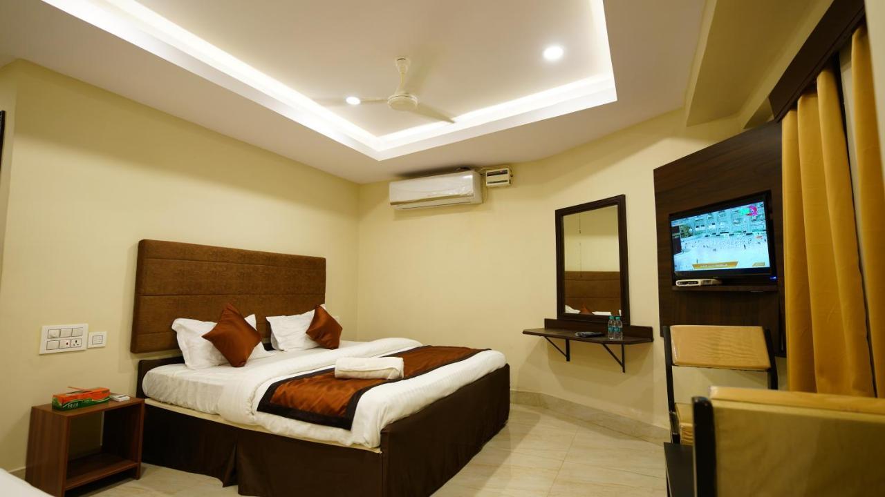 New Hotel Suhail Hajdarabad Zewnętrze zdjęcie